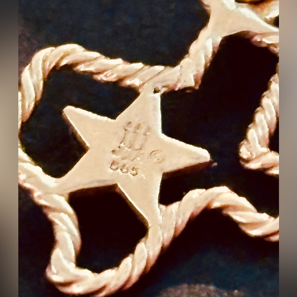 Retired 14k James Avery Texas roped charm. Very gently worn. - Picture 2 of 6